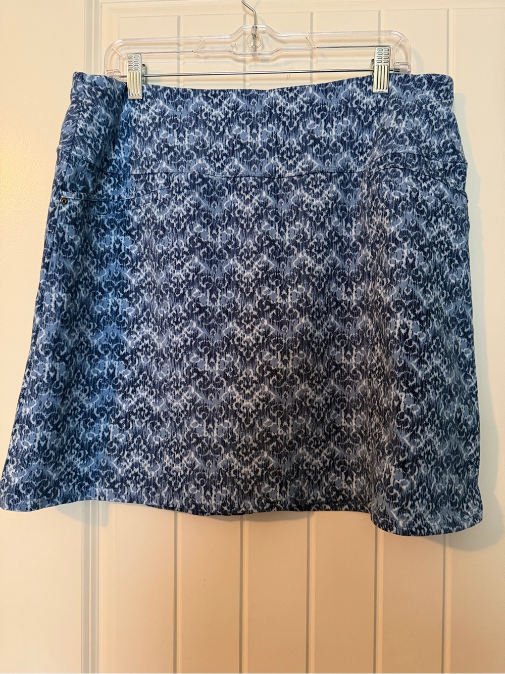 Blue Printed SKORT (Never Worn) GREAT FOR GOLFERS